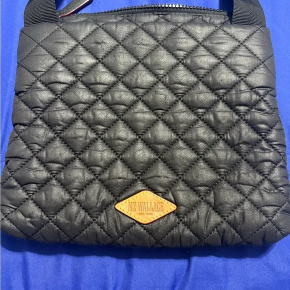 Vera Bradley Black Quilted Crossbody Bag - Picture 2 of 6